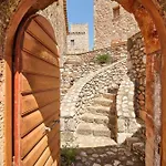 Petreas Castle Kardhamili