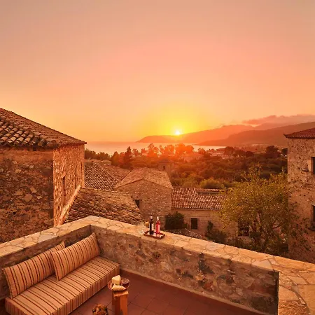Petreas Castle Nyaraló
