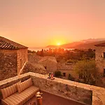 Petreas Castle Dom wakacyjny