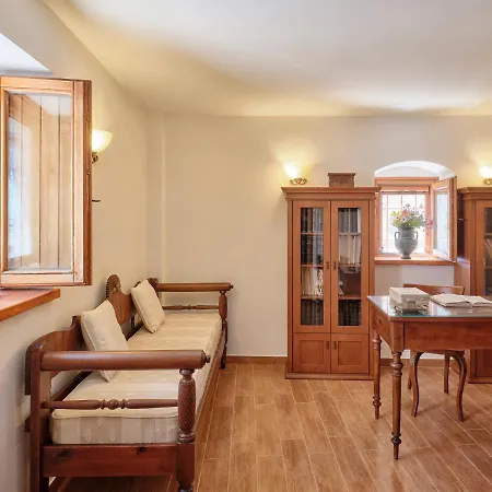 Petreas Castle Kardamyli