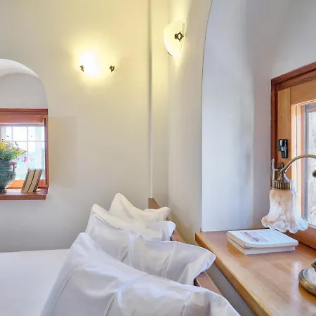 Petreas Castle Hébergement de vacances *