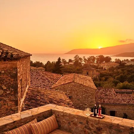 Petreas Castle Hébergement de vacances Kardamyli