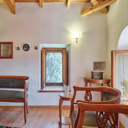 Сasa de vacaciones Petreas Castle *