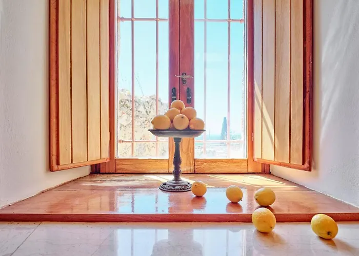 Vakantiehuis Petreas Castle *