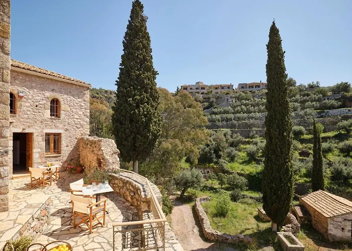 Petreas Castle Vakantiehuis Kardhamili