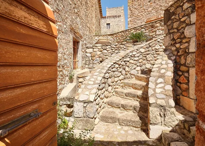 Petreas Castle Дом отдыха *